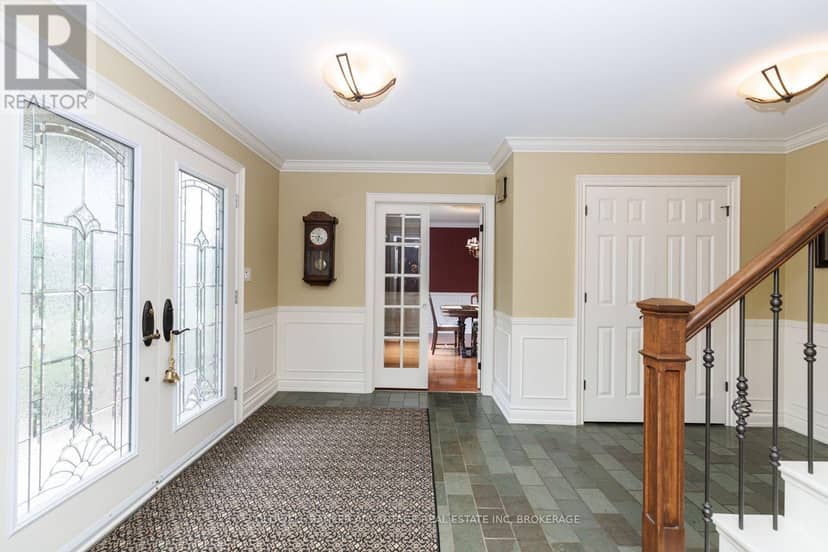16 Willowdale Court — photo 6 of 40