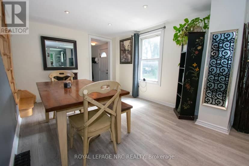 199 York Street — photo 13 of 40