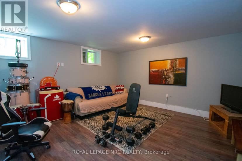 199 York Street — photo 39 of 40