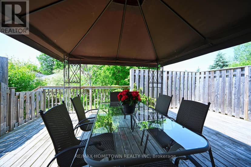16 Regency Place — photo 37 of 40