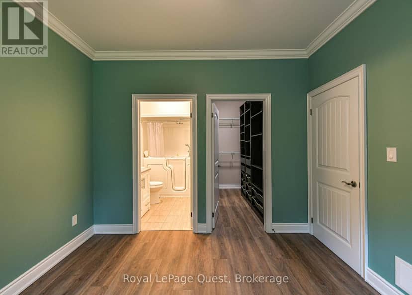37 Riverwalk Drive — photo 18 of 31