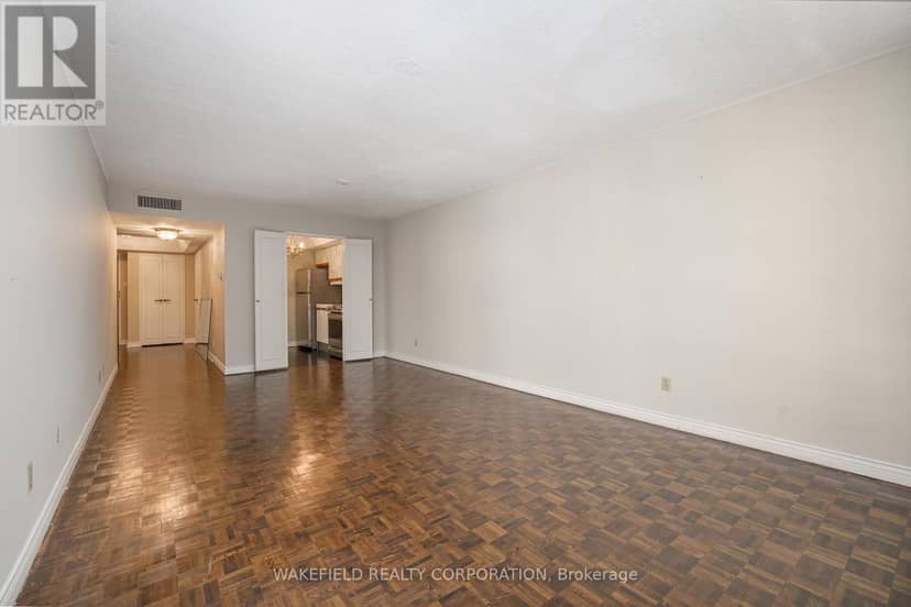505 - 61 St Clair Avenue W — photo 16 of 21