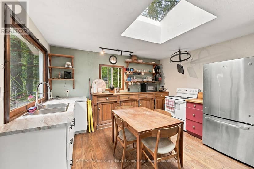1247 English Circle, Highlands East, photo 7