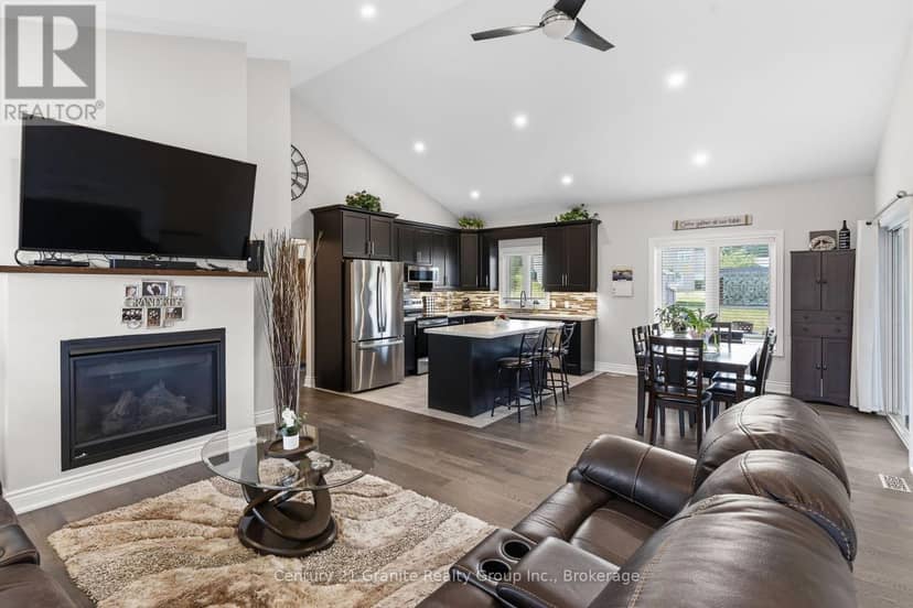 39 Windover Drive, Minden Hills, photo 3