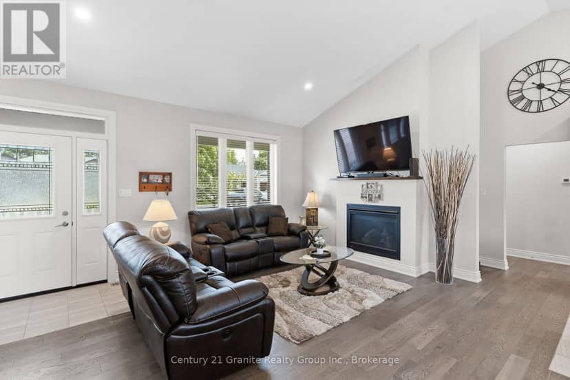 39 Windover Drive, Minden Hills, photo 4