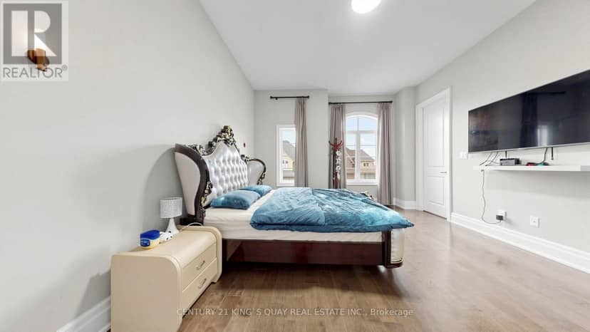3 Sir Henry Court — photo 33 of 40