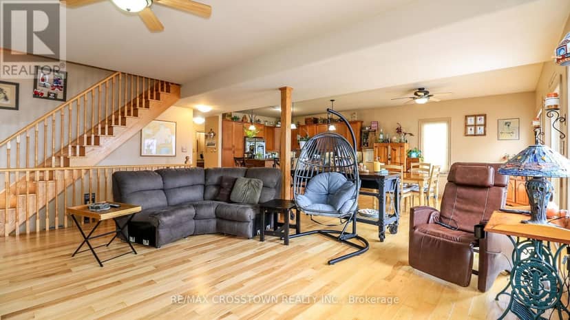 2325 Crystal Beach Road — photo 12 of 40