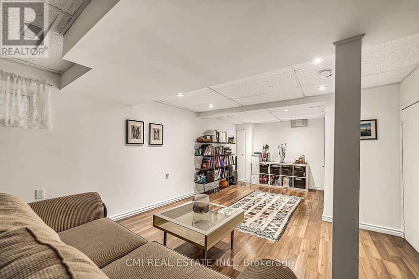 39 Brightway Crescent — photo 11 of 40