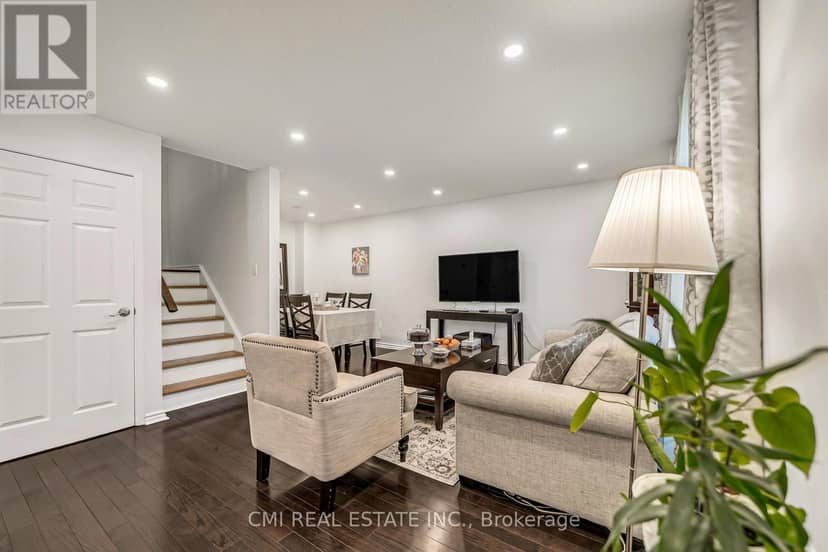 39 Brightway Crescent — photo 9 of 40