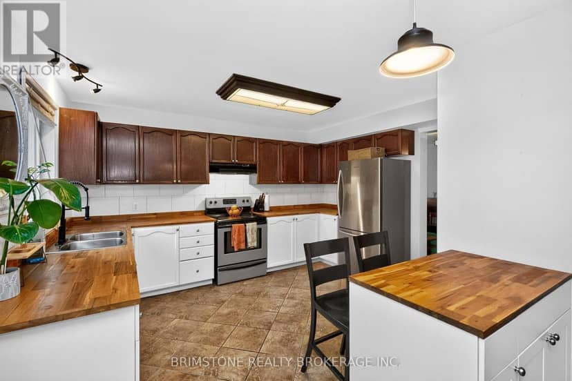 32 Wessenger Drive — photo 11 of 40