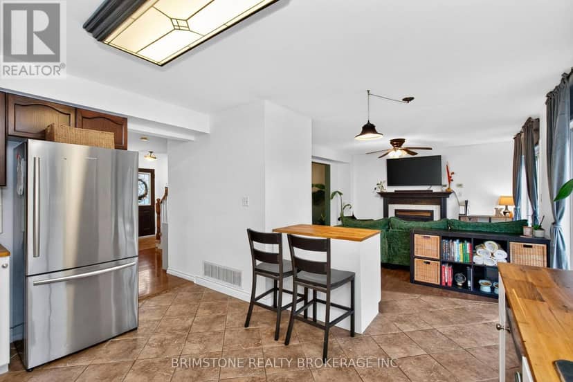 32 Wessenger Drive — photo 9 of 40