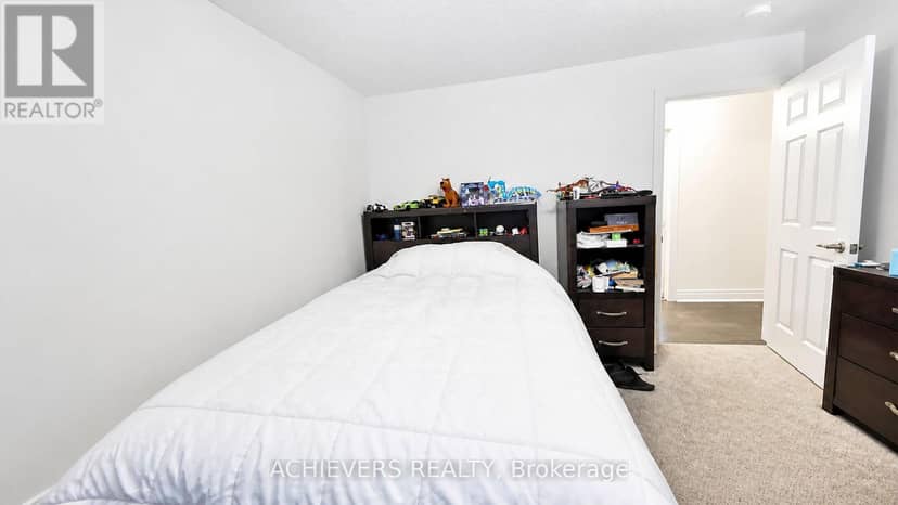 52 Branigan Crescent — photo 34 of 40