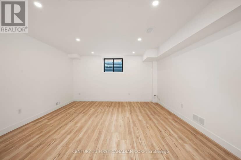 33 - 1820 Canvas Way — photo 17 of 21