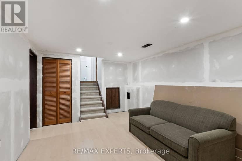 23 Thomas Street — photo 19 of 26