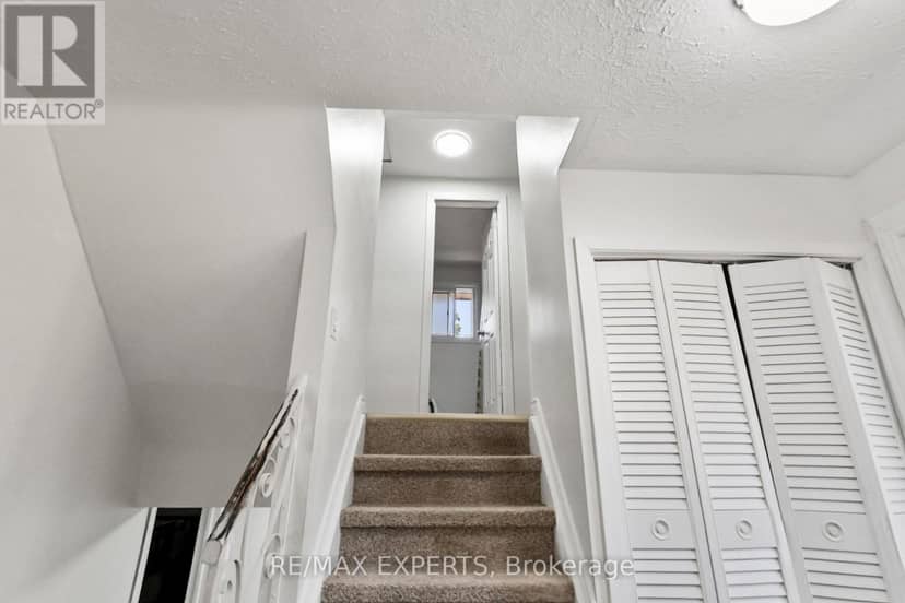 23 Thomas Street — photo 9 of 26