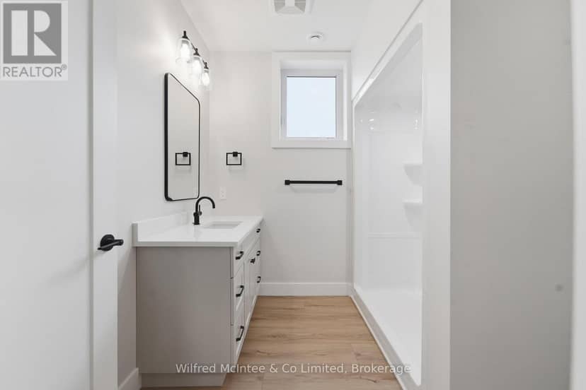38 Galen Street — photo 25 of 36