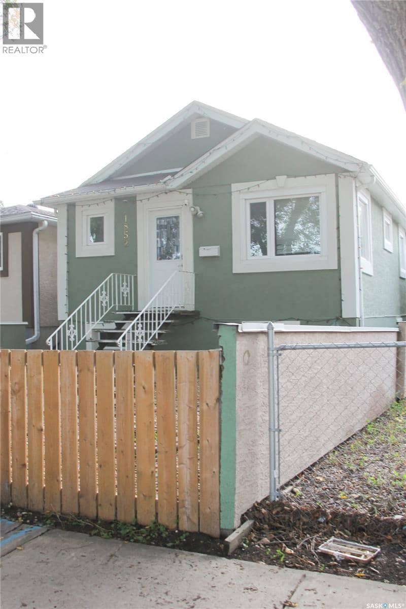 1852 Quebec Street, Regina, photo 2