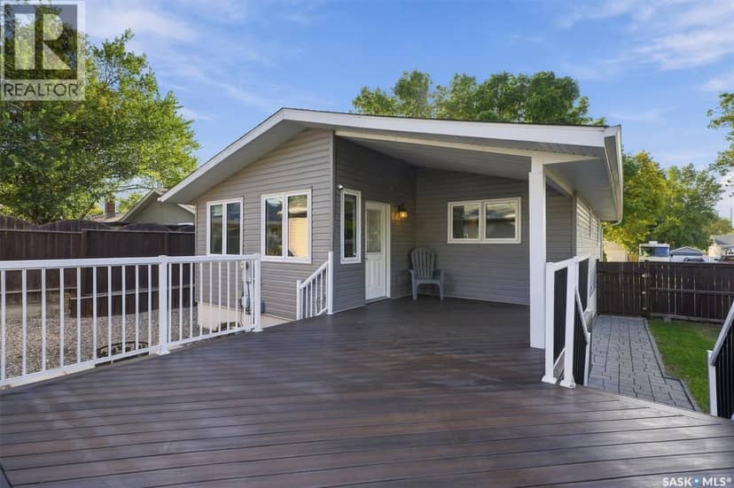 134 Ross CRESCENT — photo 38 of 40