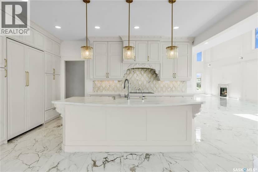 4204 Elderberry CRESCENT E — photo 13 of 40