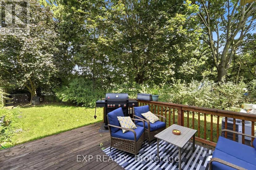14 Hedge Lawn Drive — photo 35 of 38