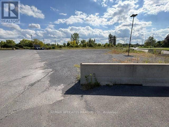 700 Brookdale Avenue — photo 5 of 5