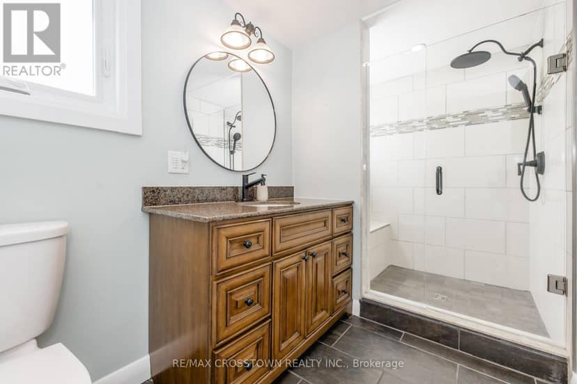 11 Castle Drive — photo 32 of 40