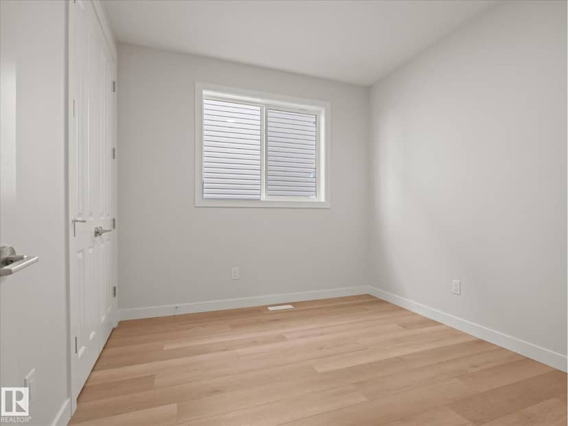 431 30 AV NW — photo 21 of 40
