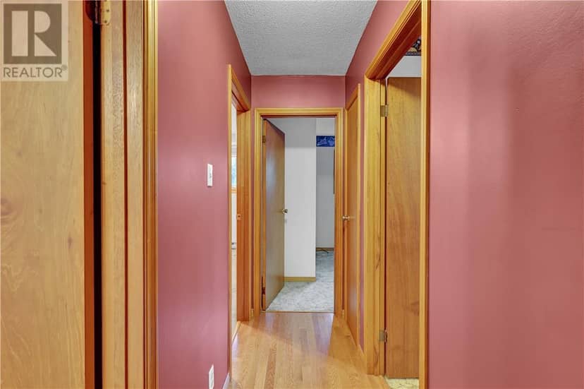 494 James Street — photo 16 of 36