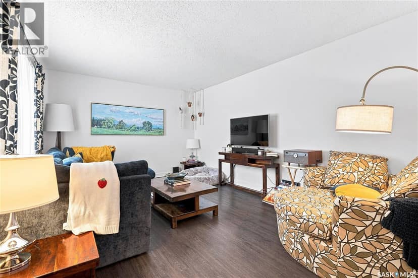 301 Cascade Street, Saskatoon, photo 3
