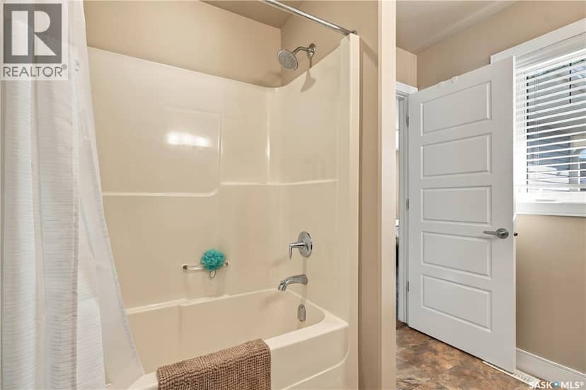 52 115 Veltkamp CRESCENT — photo 28 of 40