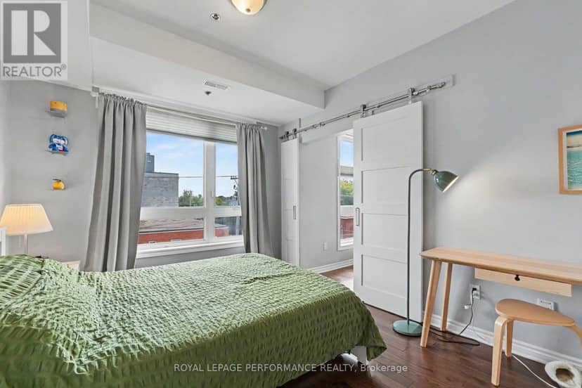 417 - 429 Kent Street — photo 9 of 20