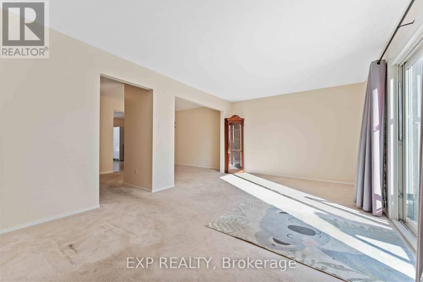 38 - 820 Cahill Drive W, Ottawa, photo 4