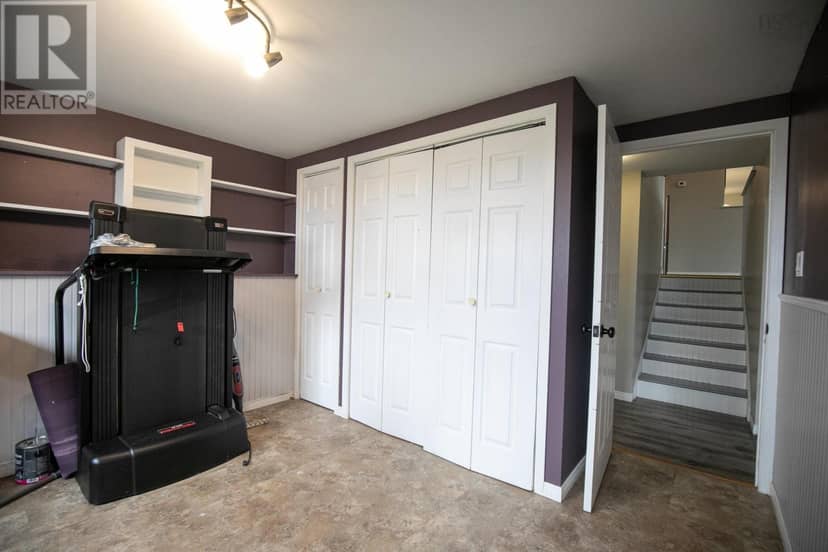 1127 Ferry Road — photo 30 of 40