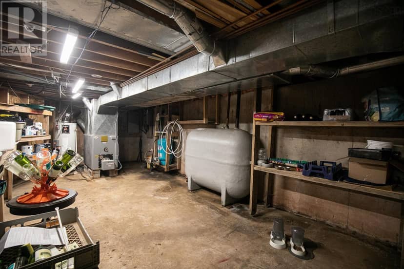 1127 Ferry Road — photo 38 of 40