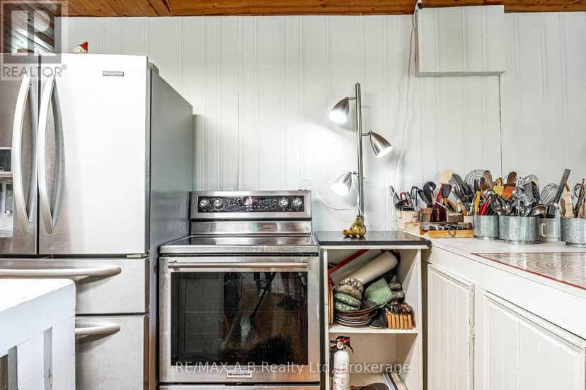 963550 RD 96 — photo 17 of 40