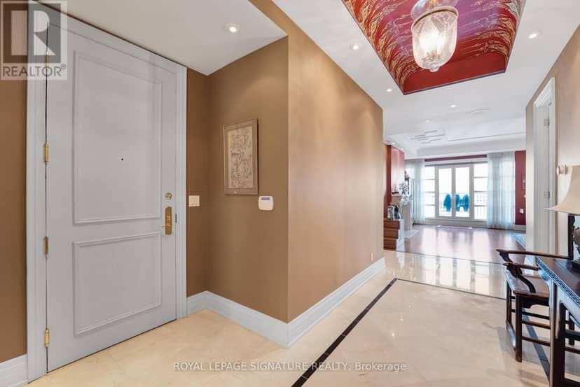 1004 - 33 Delisle Avenue, Toronto, photo 2
