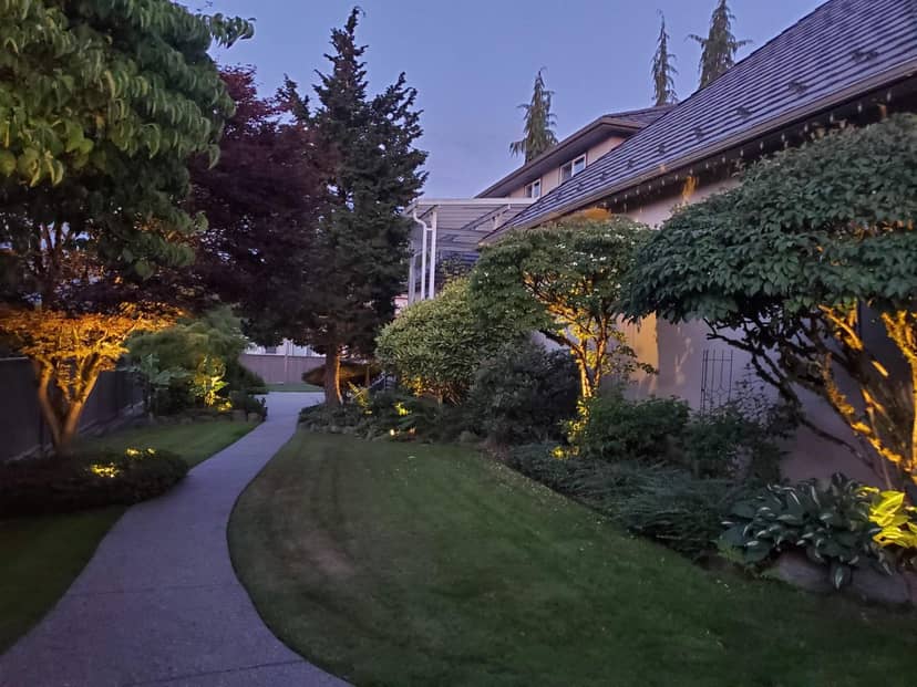 18055 98 AVENUE, Surrey, photo 2