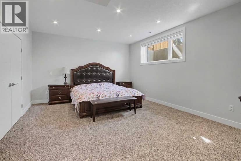 4640 15 Avenue NW — photo 30 of 40