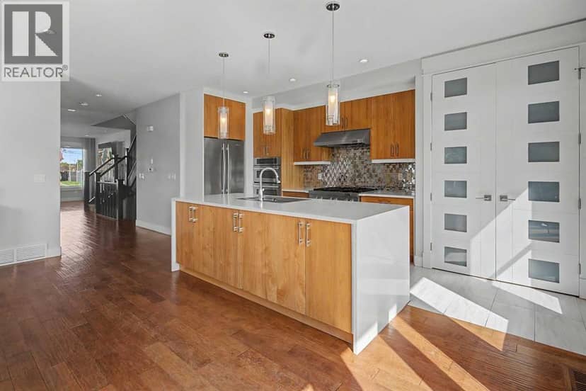 4640 15 Avenue NW, Calgary, photo 4