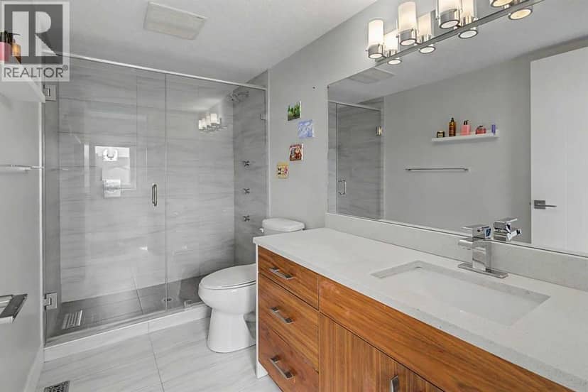 4640 15 Avenue NW — photo 24 of 40