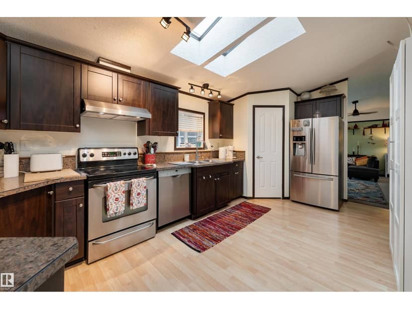 422 Oak Wood CR NW NW — photo 11 of 40
