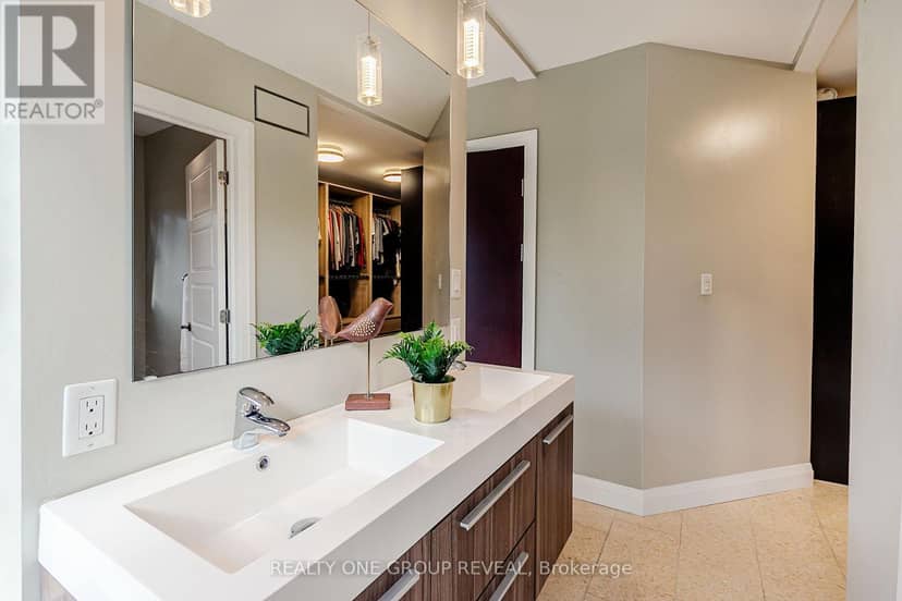 20 Gradwell Drive — photo 12 of 25