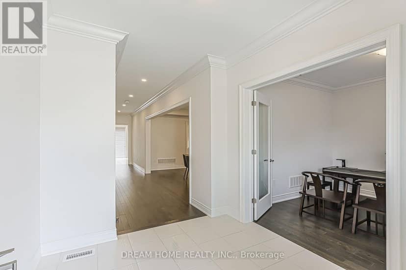 16 Fair Winds Lane, East Gwillimbury, photo 4