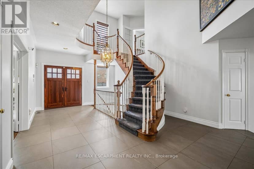2203 Winding Woods Drive, Oakville, photo 4