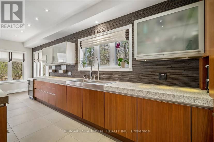 2203 Winding Woods Drive, Oakville, photo 7