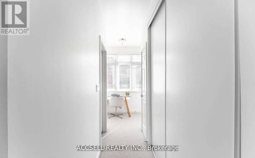 229 - 3400 Lake Shore Boulevard W — photo 10 of 16