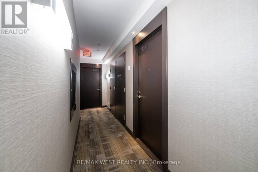 2108 - 1 Valhalla Inn Road — photo 7 of 38