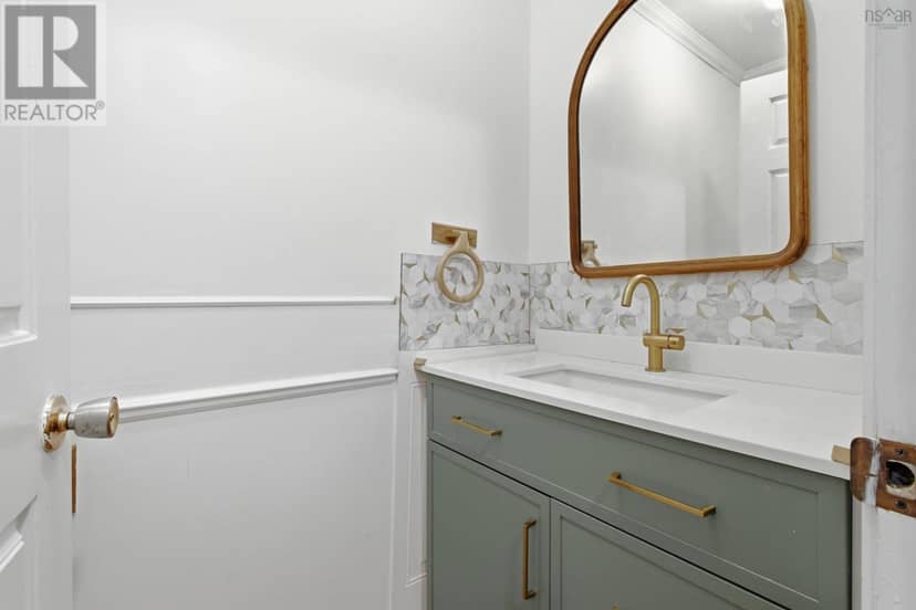 43 Karen Avenue — photo 35 of 40