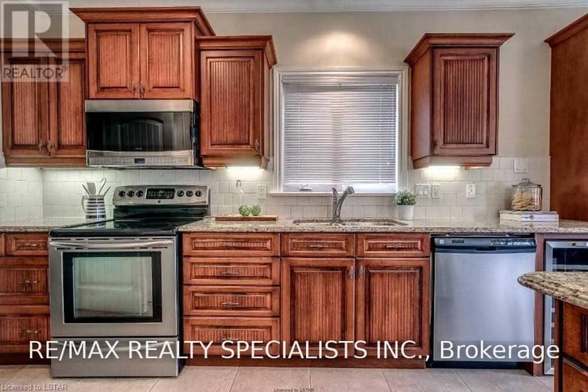 404 South Carriage Way — photo 16 of 29