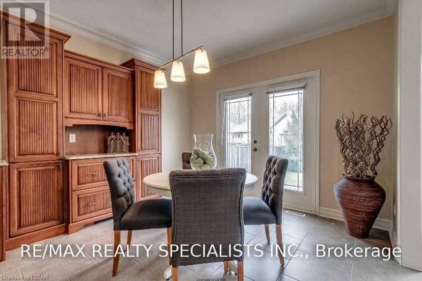404 South Carriage Way — photo 19 of 29